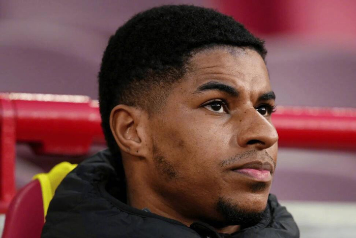 大乐透-曼联今夏五将离队可获超1亿英镑，欧冠资格或再增收|巴塞罗那|马库斯·拉什福德|天空体育|拉什福德|安德烈·奥纳纳_新浪体育_新浪新闻